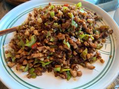 黑三剁-云海肴·汽锅鸡·云南菜(天山百盛优客店)