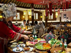 -黔诚多彩火锅(甲秀楼店)