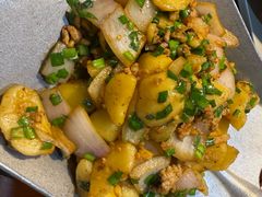 -魏铭鱼头捞饭(晋阳路店)