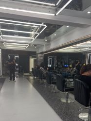 -厘里·salon