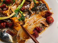 葱焖鱼头-上名堂·鱼头好吃(体育场路店)