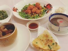 -聚春园自助餐厅(东街口店)