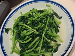 -八府香鸭·啫啫煲(华山路店)