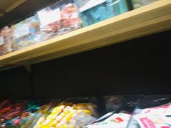 -良品铺子(白云新世界店)