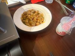 -魏铭鱼头捞饭(晋阳路店)