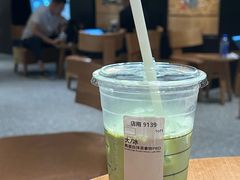 -星巴克臻选(国贸商城首店)