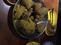 -BHC炸鸡(明洞总店)