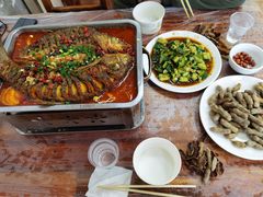 -小四川烧烤炒菜地摊火锅