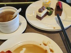 -大中华希尔顿酒店-念自助餐·嗨啤·小龙虾