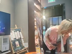 -屋有岛沉浸游戏旗舰店(中山公园店)