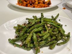 -渝信川菜 · 川味家常菜(财富购物中心店)