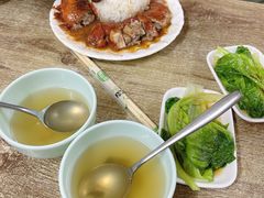 -煲煲香快餐(南京路店)