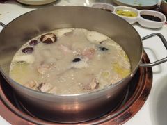-洪氏嗨捞·猪肚鸡火锅(阳光天地店)