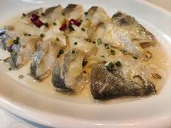 报腌黄鱼-荣小馆(临海世纪花城店)