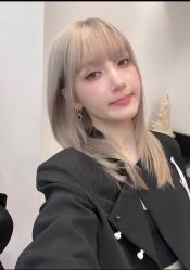 -V8潮牌·接发烫染连锁