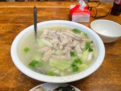 -茅屋大酒店