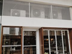 门面-不正咖啡(万达尊店)