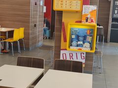 用餐区-麦当劳(衡阳中心汽车站店)