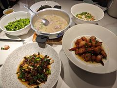 大蒜叶炒腊牛肉-胡胖子有鱼有肉(麓谷店)