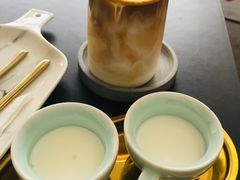 -UNI UNI(环亚凯瑟琳店)