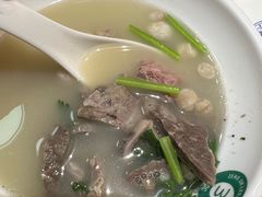 -老天桥酱肉烧饼夹肘子(天桥店)