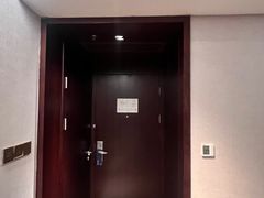 -上海龙之梦万丽酒店