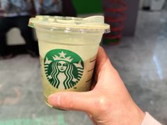 -星巴克(杭州湖滨银泰E区店)