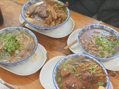 -叶新小吃店(来凤小区总店)