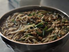 小碗瘦肉-正宗杨记普洱酸醋米线(总店)