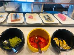 -松咖啡自助餐厅·松北香格里拉