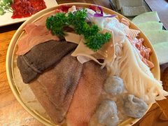 -城墙拐拐火锅(三峡广场黑金冠店)
