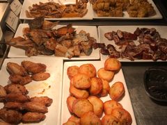 -荣誉国际酒店-云顶旋转餐厅