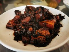 梅干菜烧肉-梨云山居农家乐