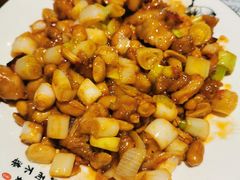 -东口码头·烧鸽子·鱼头泡饼·地方菜(金鹰悦城店)