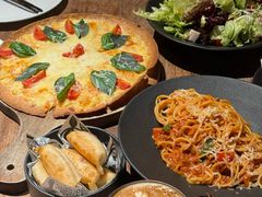 花园重芝士披萨-一尺花园(首钢店)