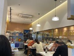 -李与白包子铺(桐梓林店)