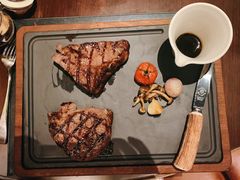 -恰餐厅及酒吧 CHAR Bar & Grill (北京丽都皇冠假日店)