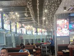 -罗二娘·鲜切牛自助火锅(罗湖东门步行街店)