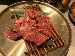 -草家酱蟹炭火烤肉店(珲春南路一店)