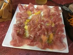 -羽深肉铺 Steak & Wine