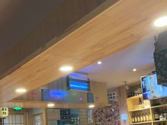 -晶吉·居酒屋·烧鸟·生鱼饭(中山区民主广场店)