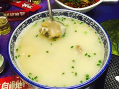 -自贡盐帮菜·玩辣餐厅(樱花园西街店)