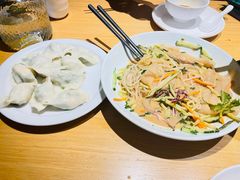 -关东小磨东北菜(上海长风大悦城店)
