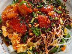 番茄鸡蛋油泼面-手擀菠菜面(西康路店)