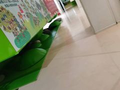 -爱睿思儿童早教亲子游泳(万象城店)