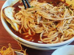招牌传统麻辣面-聚合鑫东北熏酱熟食麻辣面(长阳店)