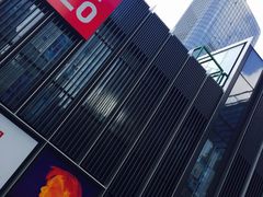-优衣库(深圳万象天地旗舰店)