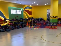 -阿布溜溜·轮滑(21世纪太阳城店)