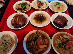 -蓝田九大碗民俗食府(蓝田店)