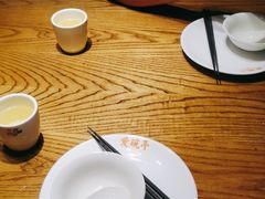 -爱碗亭·鲜炒湖南菜(壹城中心店)